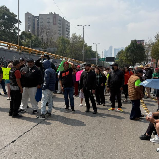 Bloqueo en Circuito Interior en la Ciudad de México.
